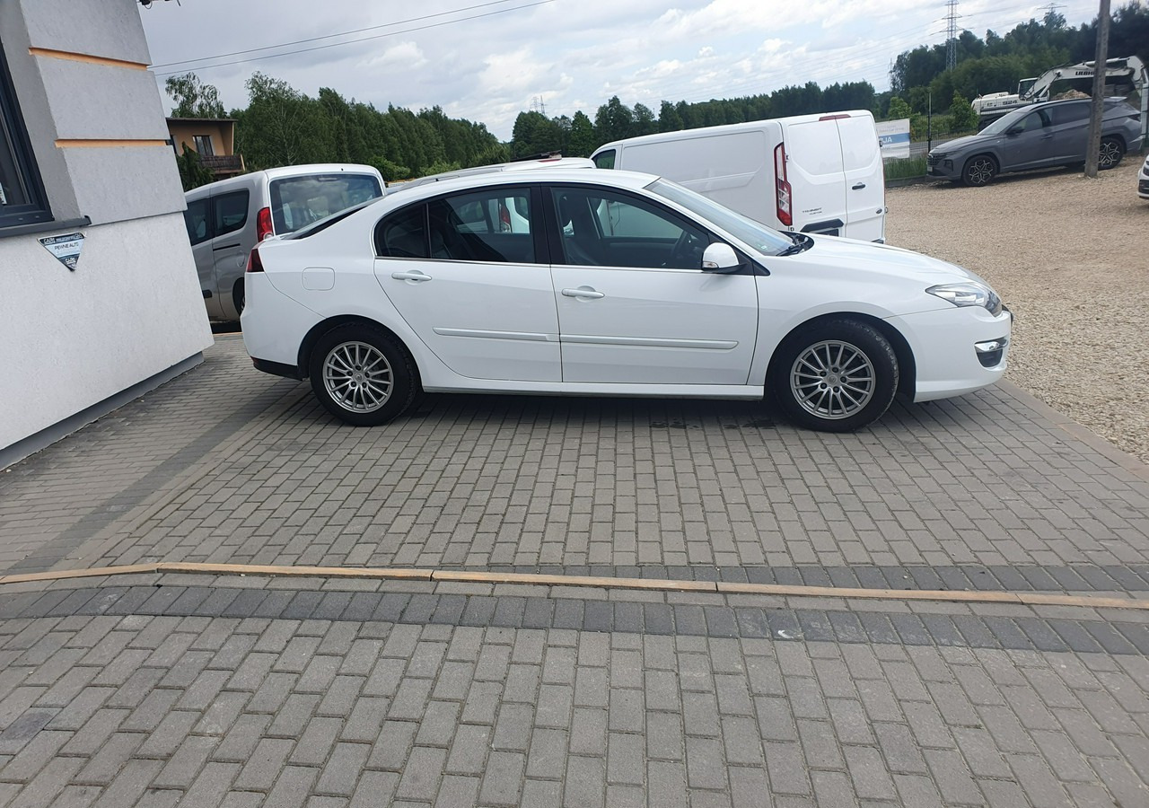 Renault Laguna III niski przebieg * zadbana * - Хетчбек: фото 5 Renault Laguna III niski przebieg * zadbana * - Хетчбек: фото 5