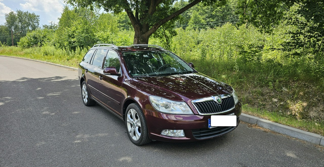 Skoda Octavia II bogate wyposażenie *niski przebieg*FV vat 23%* - Легковий автомобіль: фото 3 Skoda Octavia II bogate wyposażenie *niski przebieg*FV vat 23%* - Легковий автомобіль: фото 3