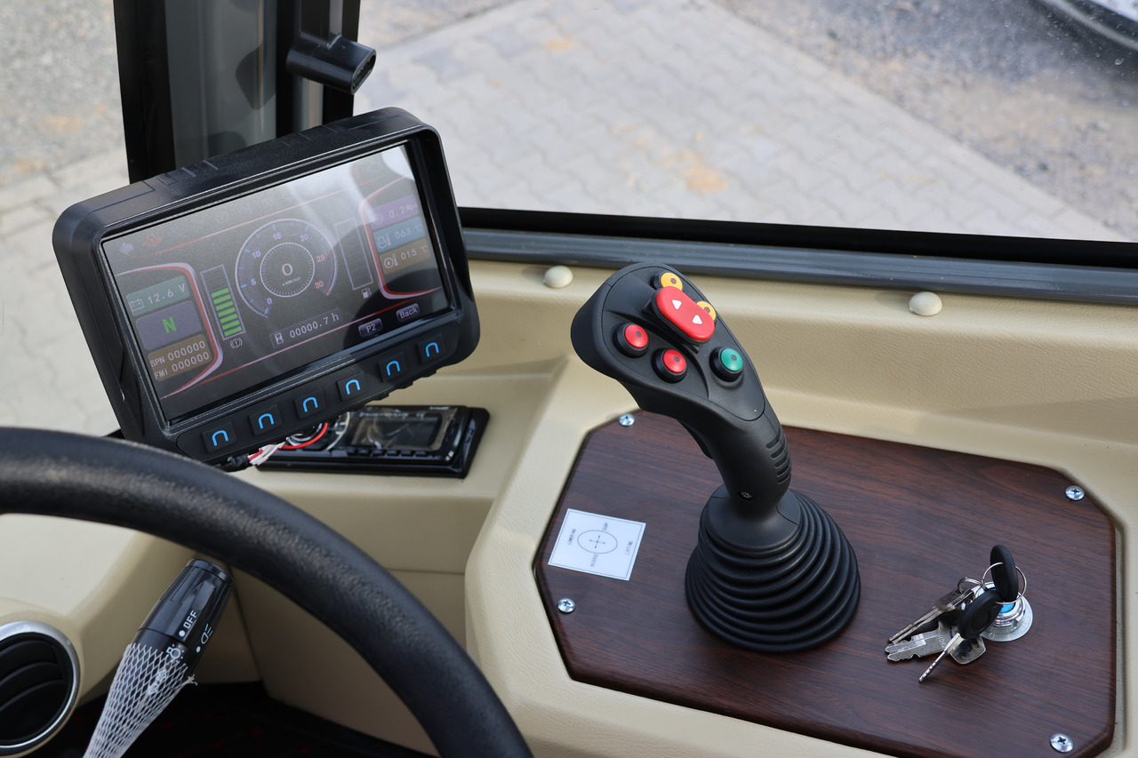 Телескопічний фронтальний навантажувач APS 2500 / T: фото 7 Телескопічний фронтальний навантажувач APS 2500 / T: фото 7