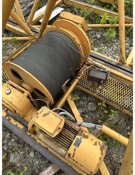 Liebherr 140EC-H10 - Баштовий кран: фото 5 Liebherr 140EC-H10 - Баштовий кран: фото 5