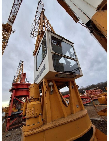 Liebherr 140EC-H6 45m jib - Баштовий кран: фото 3 Liebherr 140EC-H6 45m jib - Баштовий кран: фото 3