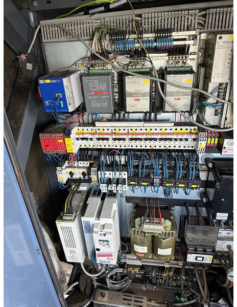 Liebherr 154EC-H6 - Баштовий кран: фото 3 Liebherr 154EC-H6 - Баштовий кран: фото 3