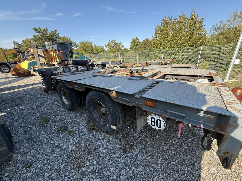 Liebherr 80km/h axeles for all self erecting 32K 35K 42K 50K 63K 71K - Баштовий кран: фото 3 Liebherr 80km/h axeles for all self erecting 32K 35K 42K 50K 63K 71K - Баштовий кран: фото 3