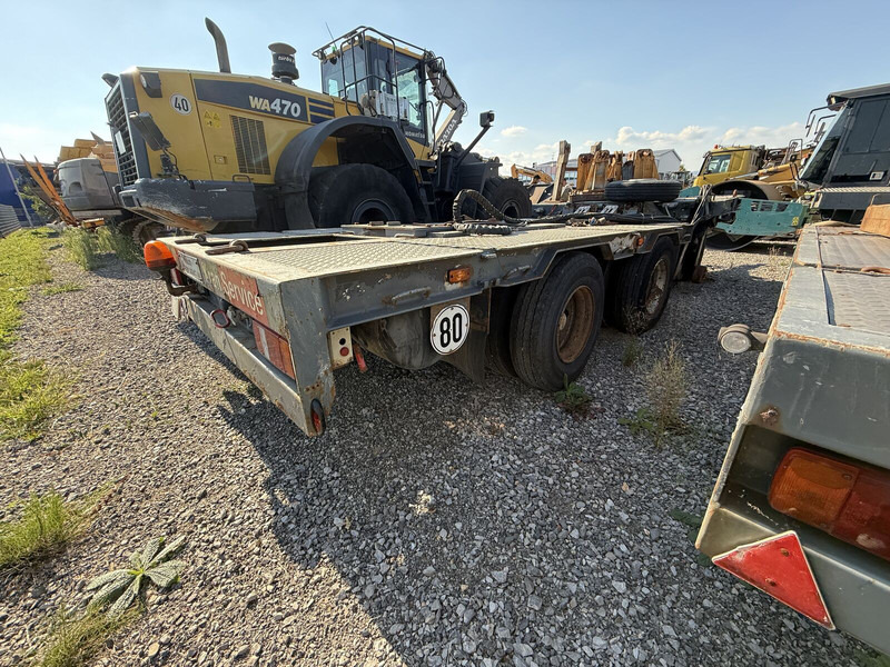 Liebherr 80km/h axeles for all self erecting 32K 35K 42K 50K 63K 71K - Баштовий кран: фото 4 Liebherr 80km/h axeles for all self erecting 32K 35K 42K 50K 63K 71K - Баштовий кран: фото 4