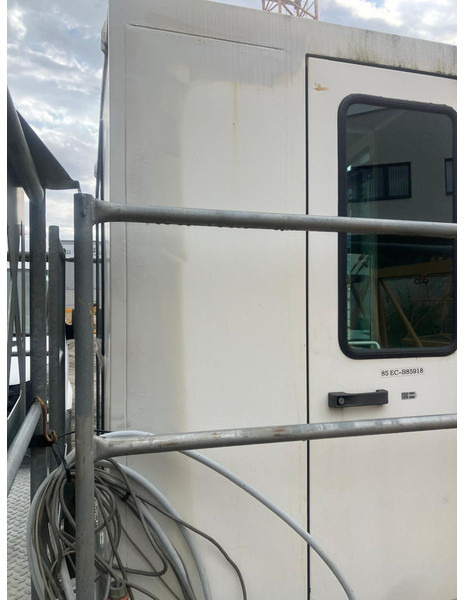 Liebherr 85EC-B 2012yom - Баштовий кран: фото 2 Liebherr 85EC-B 2012yom - Баштовий кран: фото 2