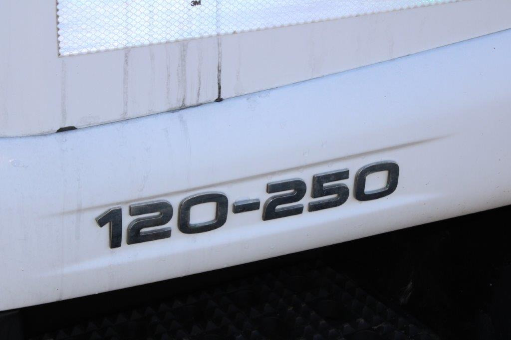 Iveco Eurocargo 120E250 - Тентована вантажівка: фото 4 Iveco Eurocargo 120E250 - Тентована вантажівка: фото 4