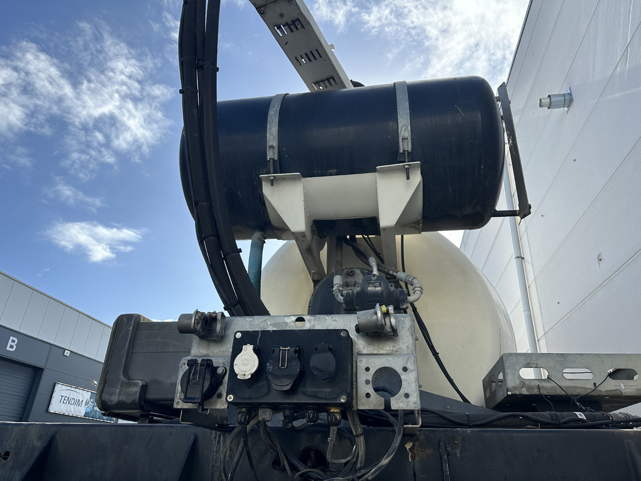 De Buf - Напівпричіп цистерна для сипучих вантажів: фото 5 De Buf - Напівпричіп цистерна для сипучих вантажів: фото 5