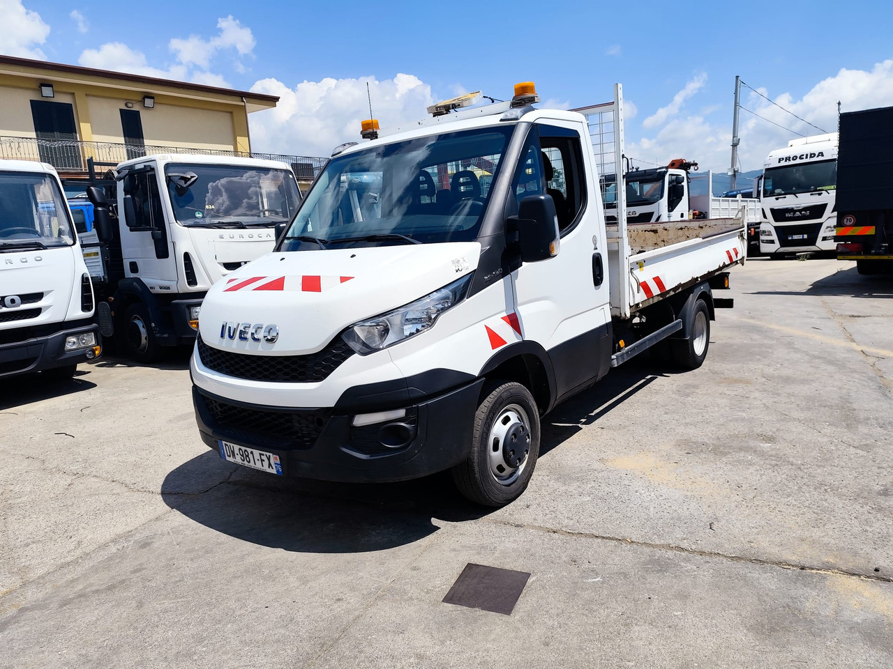 IVECO DAILY 35-130 - Малотоннажний самоскид: фото 1 IVECO DAILY 35-130 - Малотоннажний самоскид: фото 1