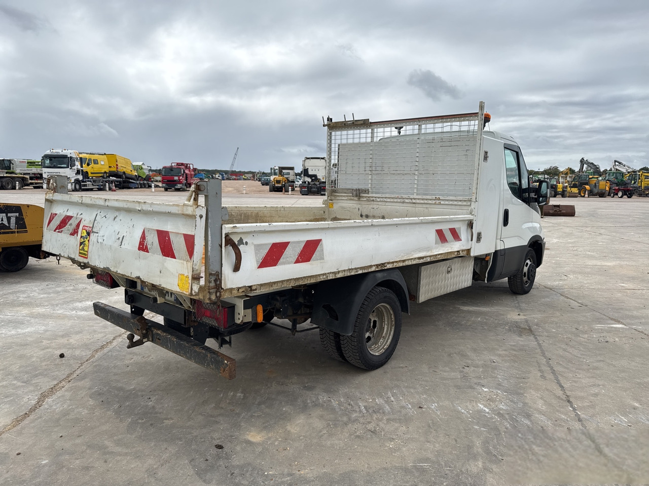 IVECO DAILY 35-150 - Самоскид вантажівка: фото 4 IVECO DAILY 35-150 - Самоскид вантажівка: фото 4
