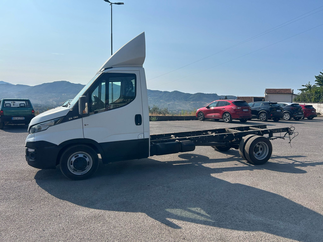 IVECO DAILY 35C15 - Вантажівка з маніпулятором, Малотоннажний самоскид: фото 2 IVECO DAILY 35C15 - Вантажівка з маніпулятором, Малотоннажний самоскид: фото 2