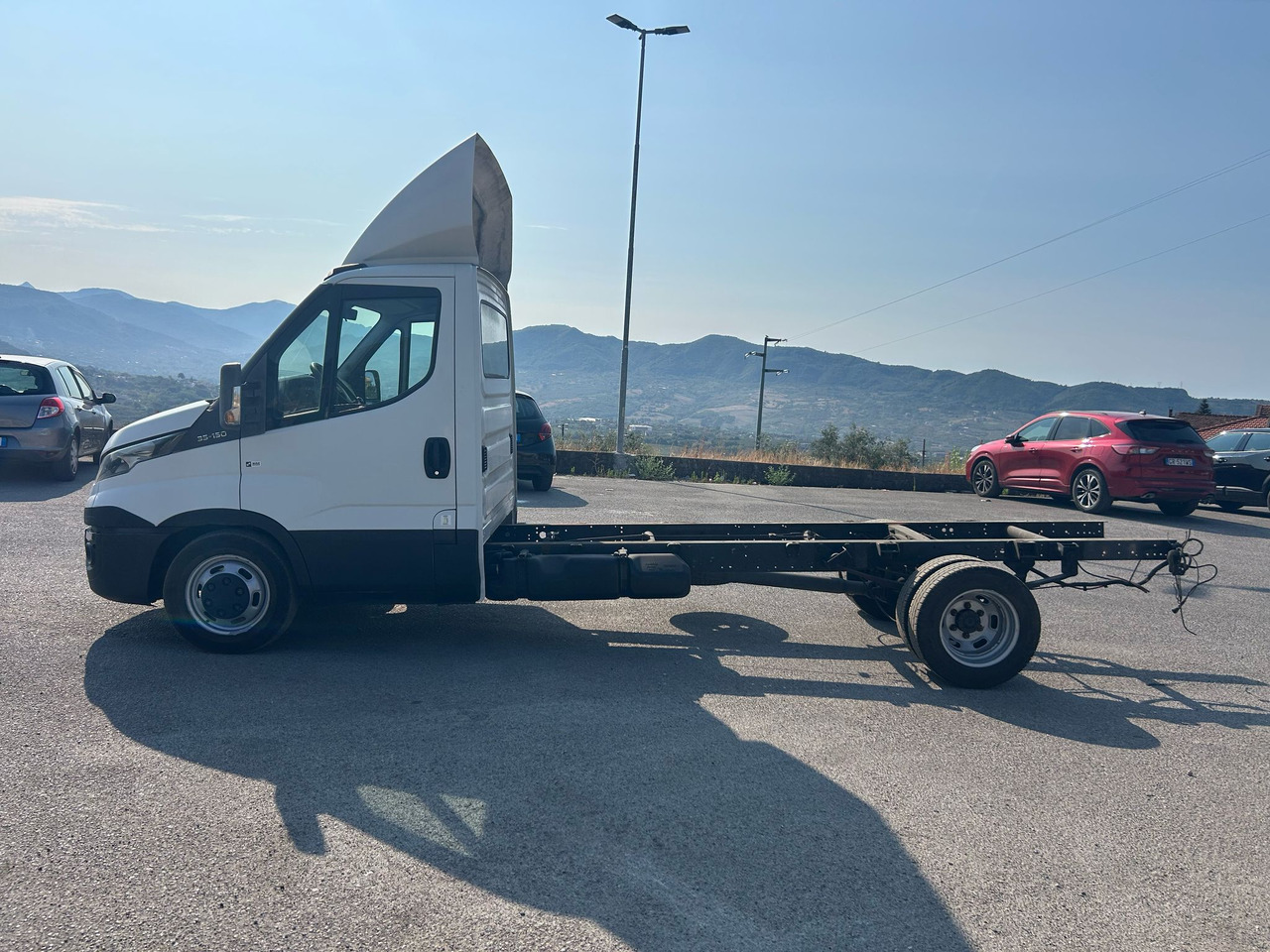 IVECO DAILY 35C15 - Вантажівка з маніпулятором, Малотоннажний самоскид: фото 3 IVECO DAILY 35C15 - Вантажівка з маніпулятором, Малотоннажний самоскид: фото 3