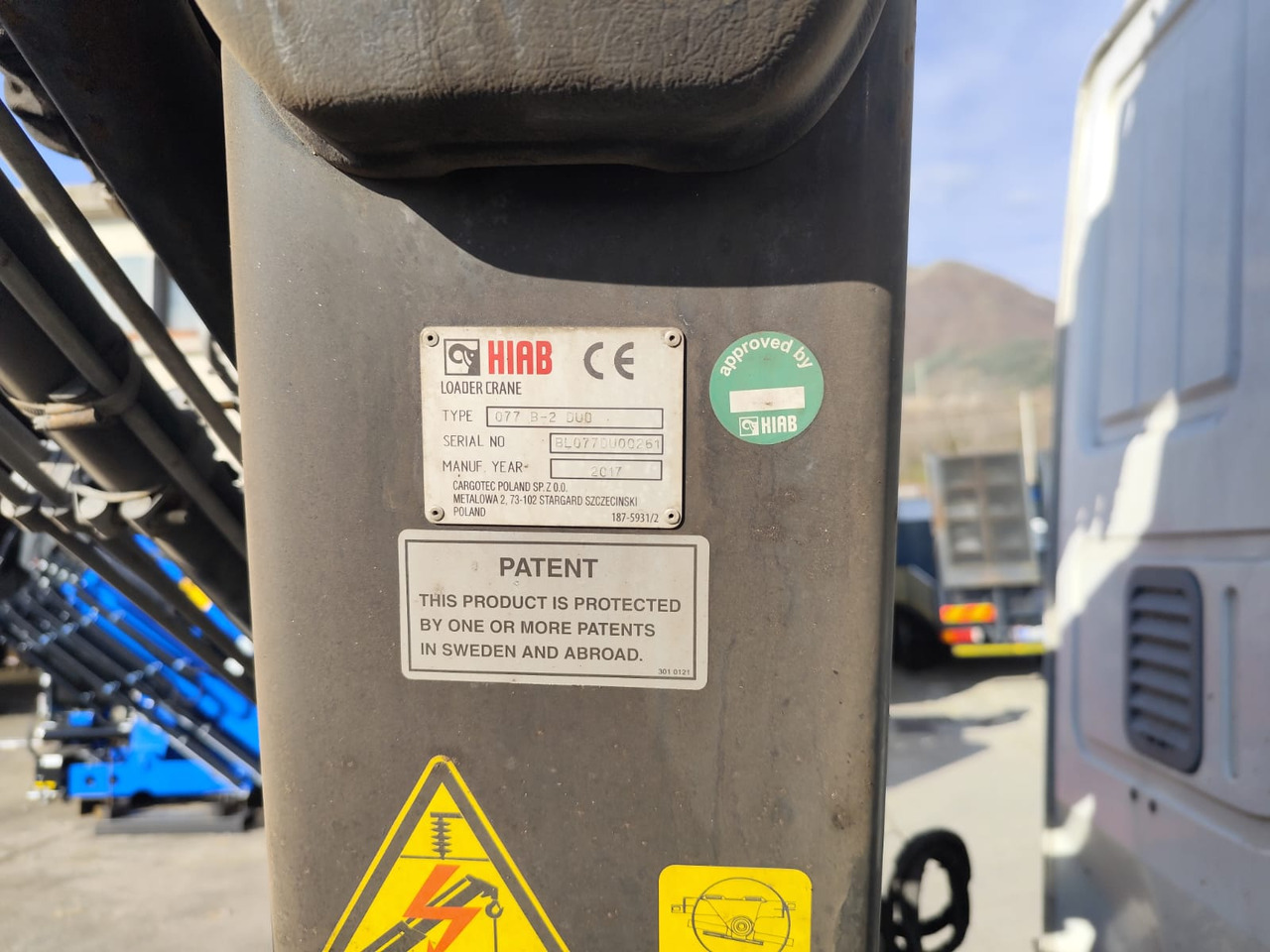 IVECO EUROCARGO 120E25 - Вантажівка з маніпулятором: фото 2 IVECO EUROCARGO 120E25 - Вантажівка з маніпулятором: фото 2