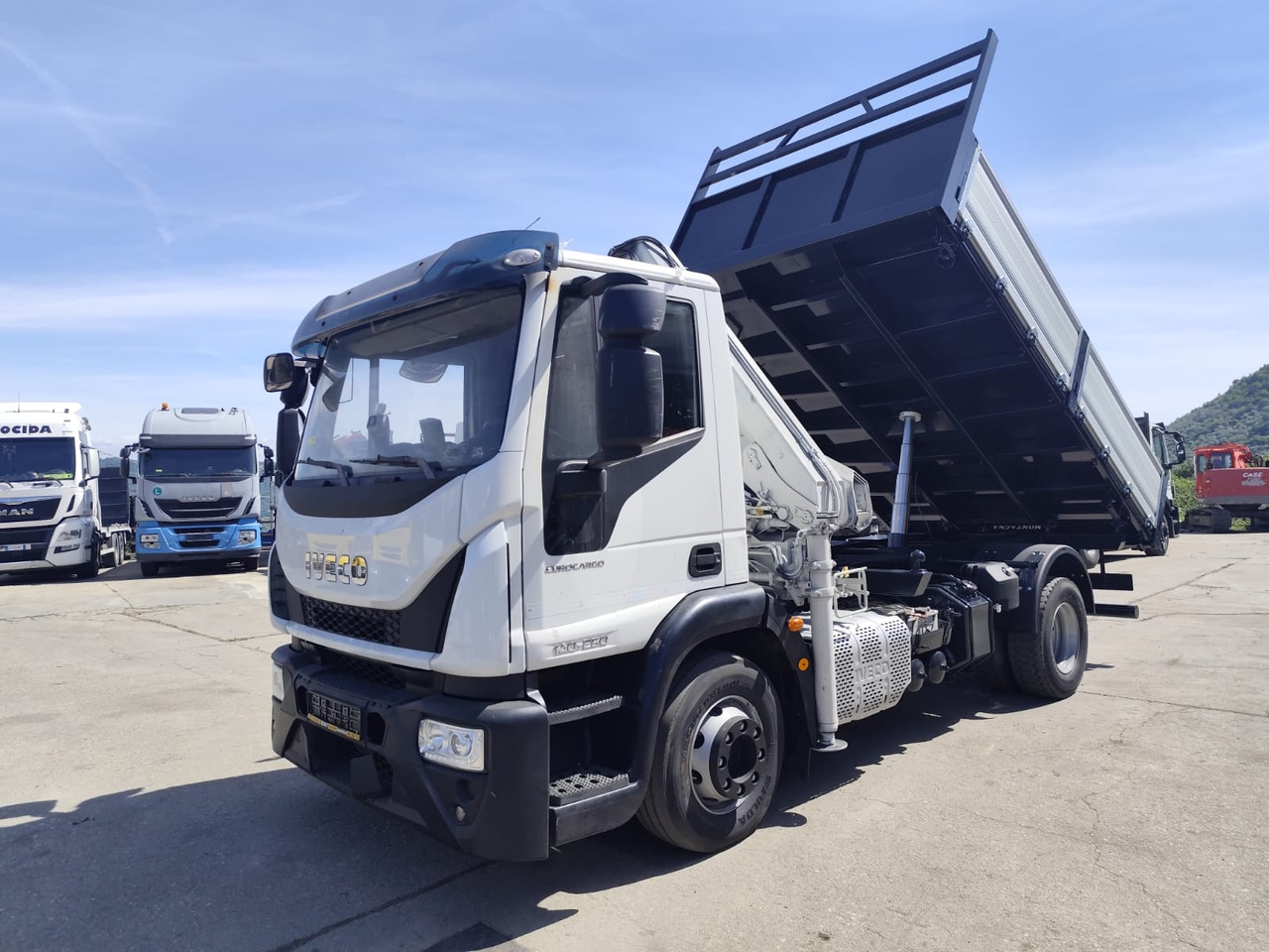IVECO EUROCARGO 140-250 - Самоскид вантажівка, Вантажівка з маніпулятором: фото 1 IVECO EUROCARGO 140-250 - Самоскид вантажівка, Вантажівка з маніпулятором: фото 1