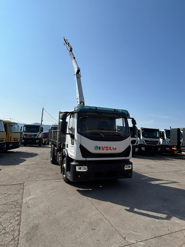IVECO EUROCARGO 140-250 - Вантажівка з маніпулятором: фото 4 IVECO EUROCARGO 140-250 - Вантажівка з маніпулятором: фото 4
