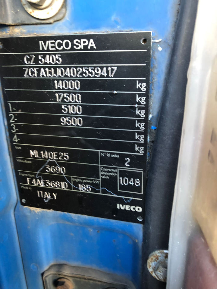 IVECO EUROCARGO 140E25 - Вантажівка з маніпулятором: фото 3 IVECO EUROCARGO 140E25 - Вантажівка з маніпулятором: фото 3