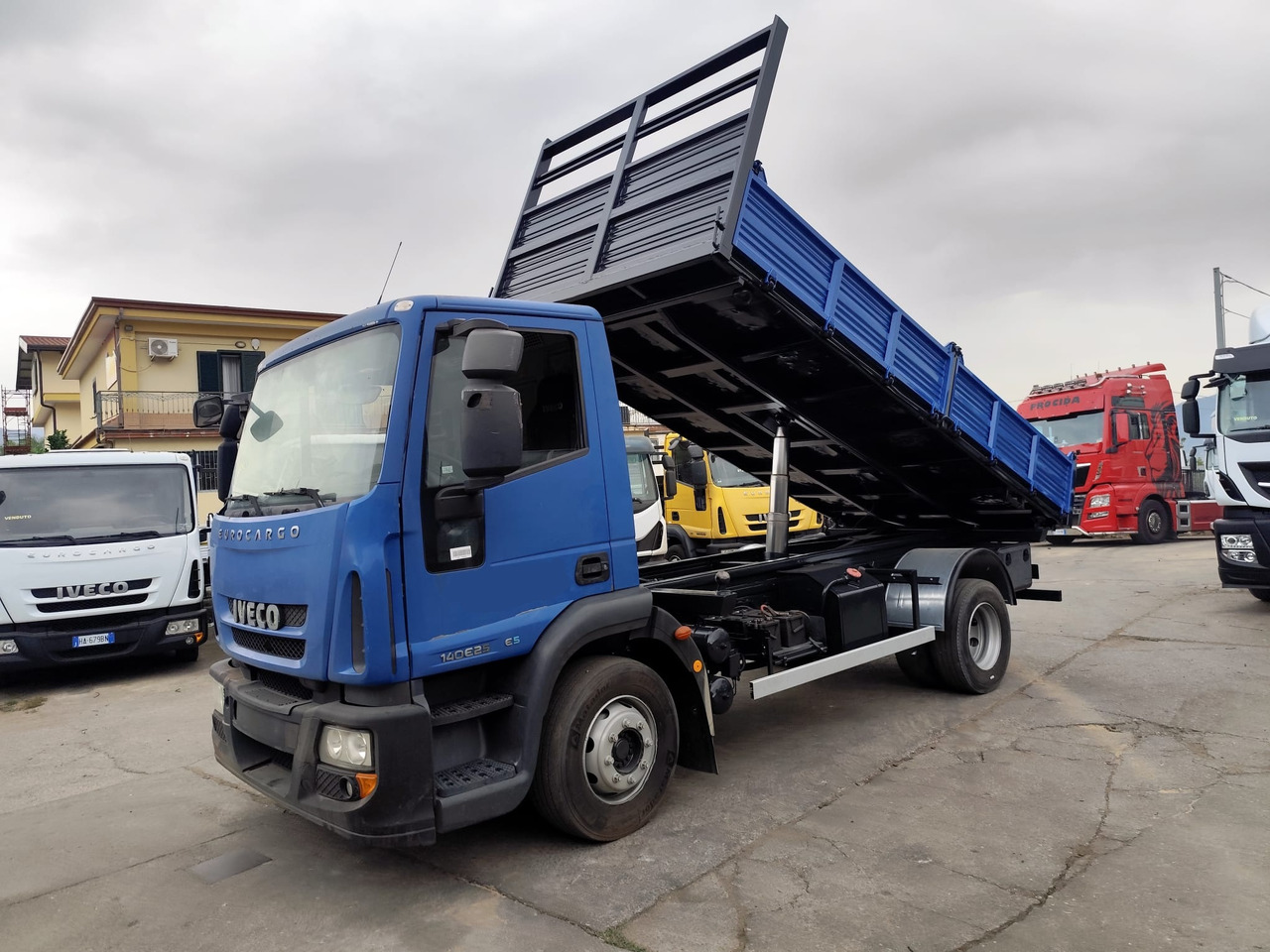 IVECO EUROCARGO 140E25 - Самоскид вантажівка: фото 1 IVECO EUROCARGO 140E25 - Самоскид вантажівка: фото 1