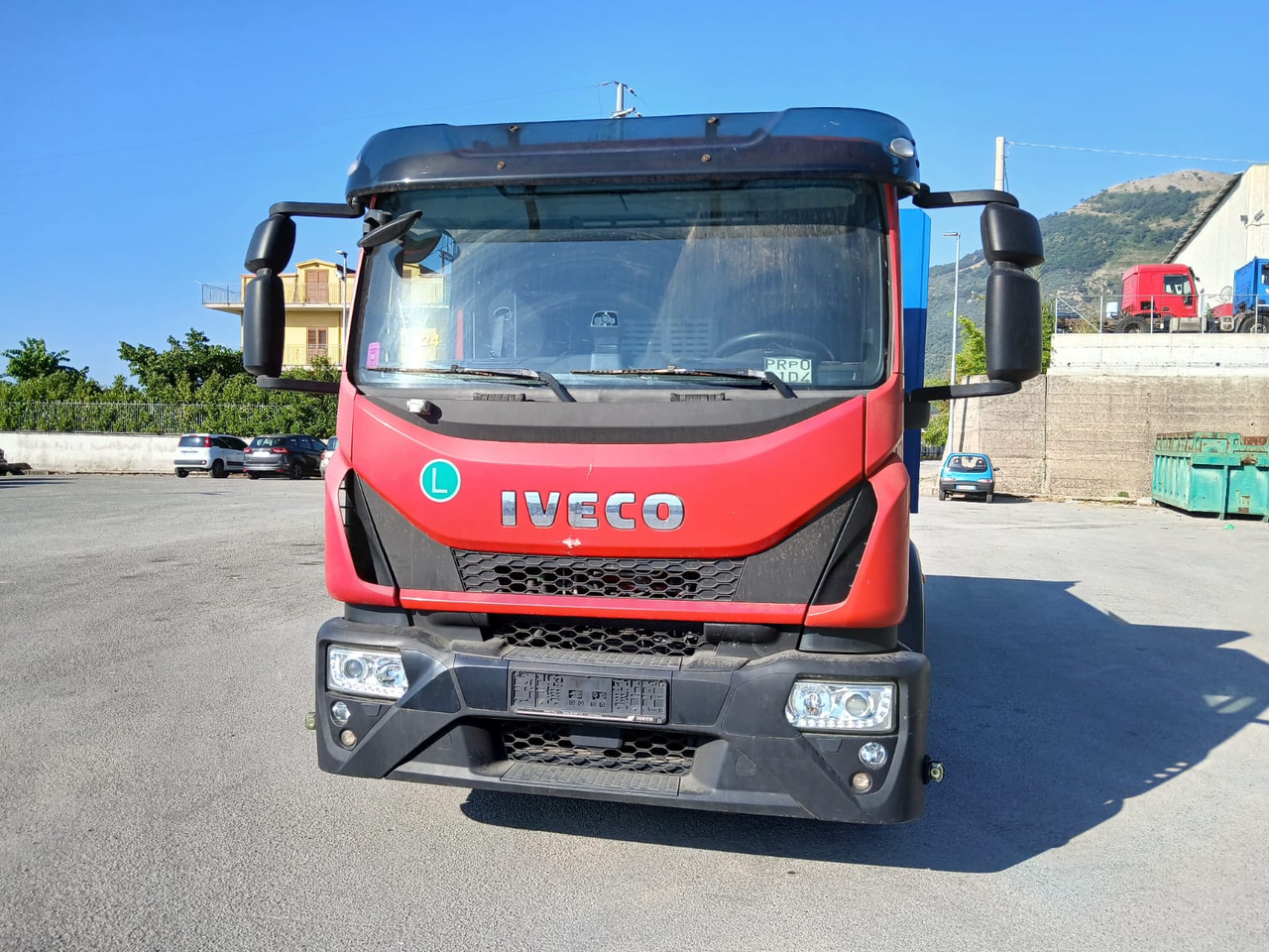 IVECO EUROCARGO 150-280 - Гаковий мультиліфт вантажівка: фото 2 IVECO EUROCARGO 150-280 - Гаковий мультиліфт вантажівка: фото 2