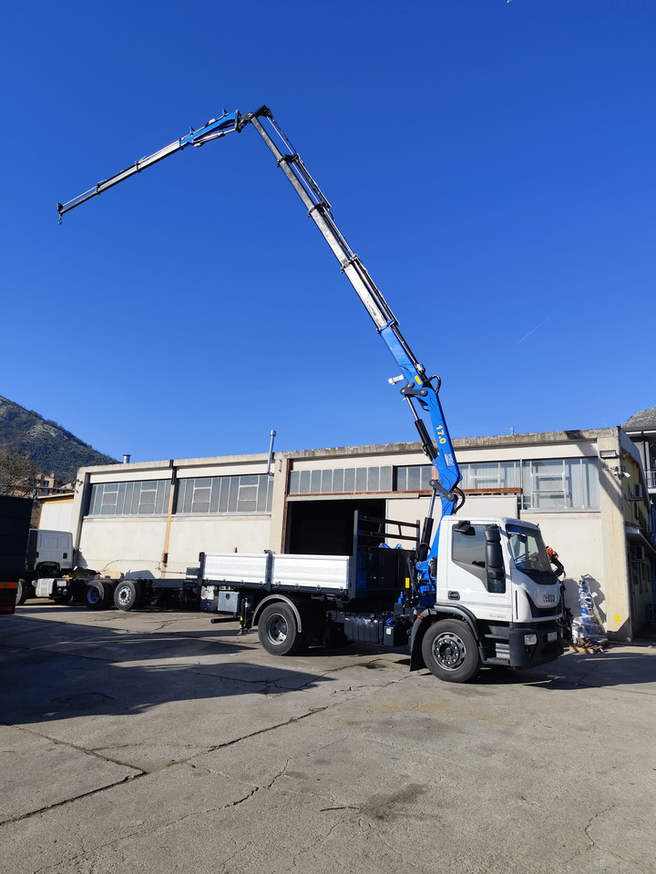 IVECO EUROCARGO 180-250 - Вантажівка з маніпулятором, Вантажівка з маніпулятором: фото 3 IVECO EUROCARGO 180-250 - Вантажівка з маніпулятором, Вантажівка з маніпулятором: фото 3