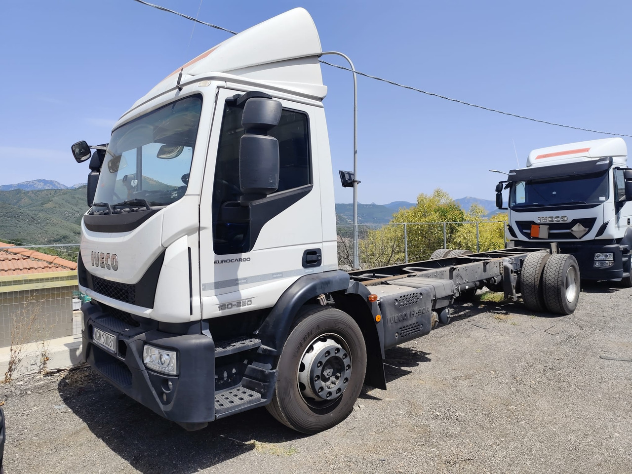 Вантажівка шасі, Вантажівка з маніпулятором IVECO EUROCARGO 180-250: фото 17