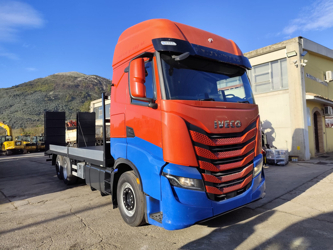 IVECO S-WAY AS260S48 Y - Бортова вантажівка/ Платформа: фото 5 IVECO S-WAY AS260S48 Y - Бортова вантажівка/ Платформа: фото 5