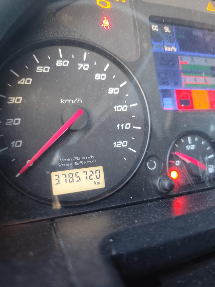 IVECO STRALIS 190S31 - Гаковий мультиліфт вантажівка: фото 4 IVECO STRALIS 190S31 - Гаковий мультиліфт вантажівка: фото 4