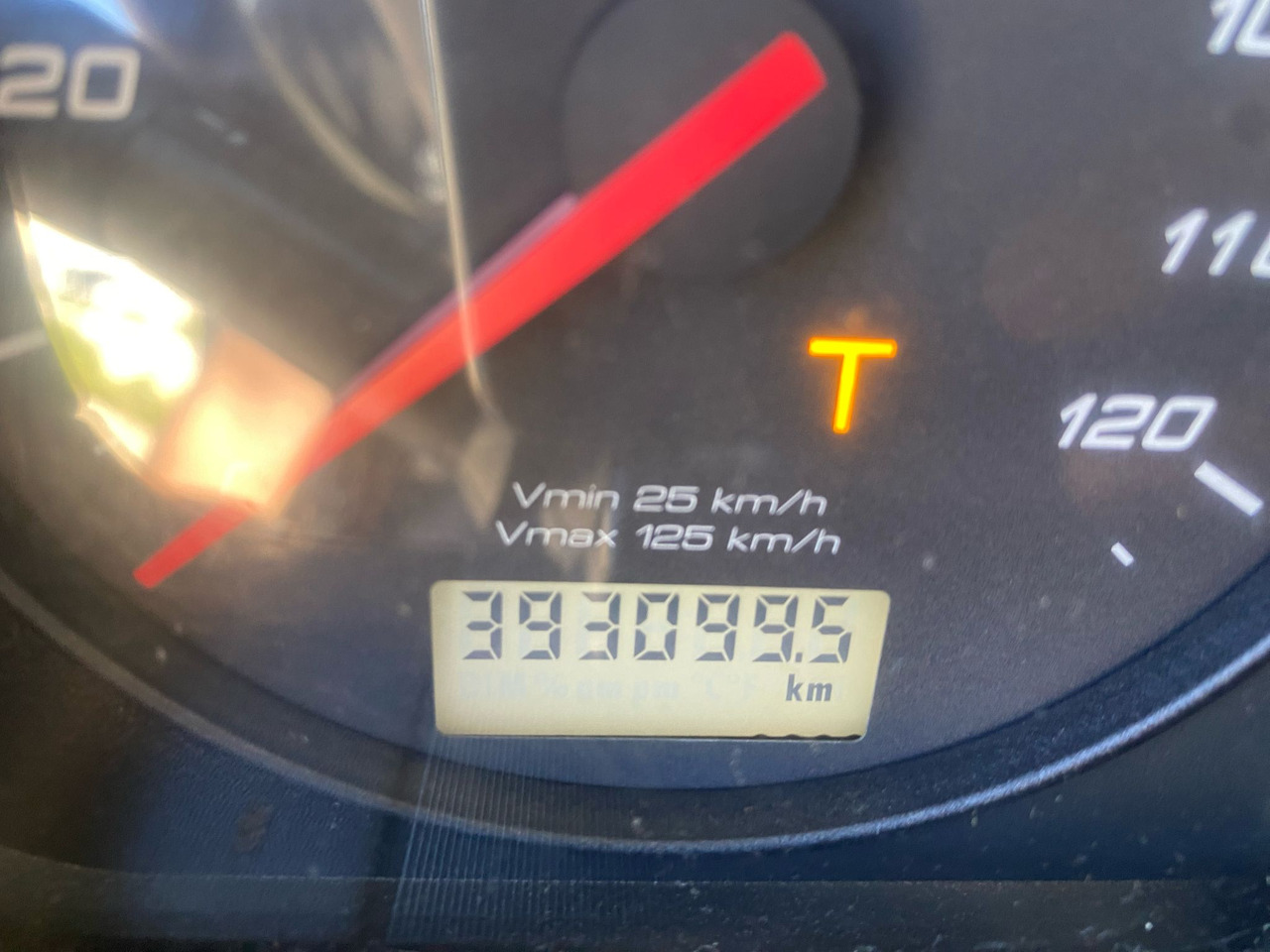 IVECO STRALIS AD 260S31 - Вантажівка шасі: фото 3 IVECO STRALIS AD 260S31 - Вантажівка шасі: фото 3
