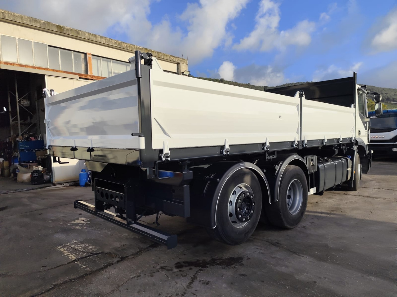 IVECO STRALIS AD 260S31 - Самоскид вантажівка: фото 5 IVECO STRALIS AD 260S31 - Самоскид вантажівка: фото 5