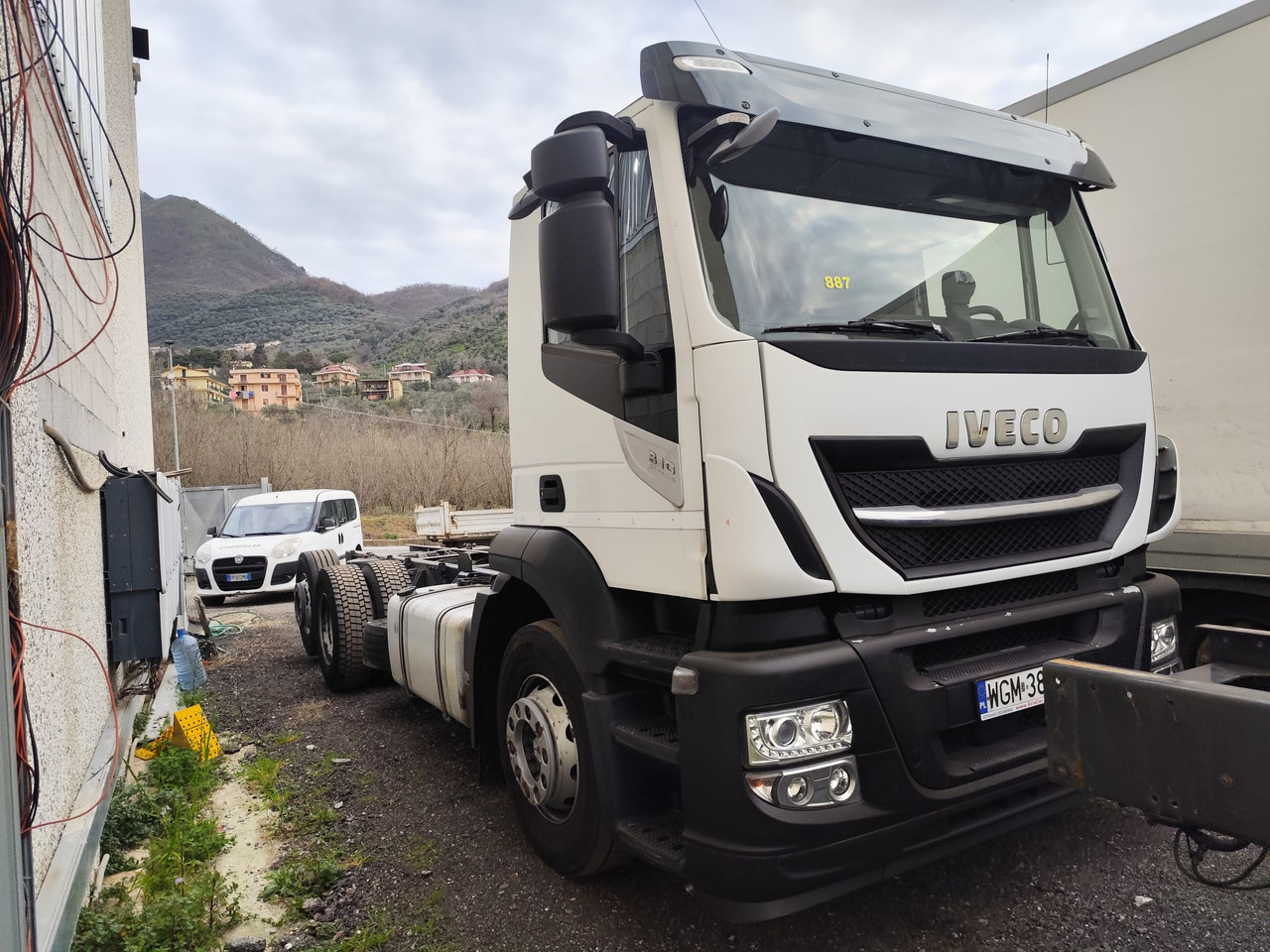 IVECO STRALIS AD 260S31 XP - Вантажівка шасі: фото 1 IVECO STRALIS AD 260S31 XP - Вантажівка шасі: фото 1
