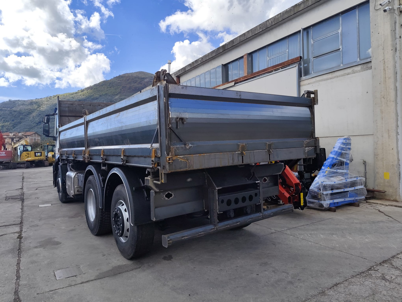 IVECO STRALIS AD 260S31 XP - Самоскид вантажівка: фото 3 IVECO STRALIS AD 260S31 XP - Самоскид вантажівка: фото 3