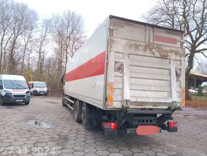 IVECO STRALIS AD 260S31 XP - Вантажівка шасі: фото 3 IVECO STRALIS AD 260S31 XP - Вантажівка шасі: фото 3