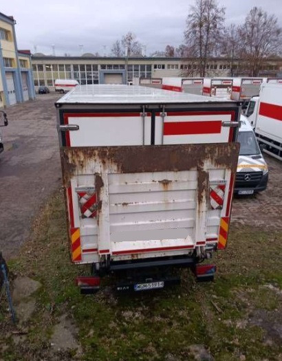 IVECO STRALIS AD 260S31 XP - Вантажівка з закритим кузовом: фото 4 IVECO STRALIS AD 260S31 XP - Вантажівка з закритим кузовом: фото 4