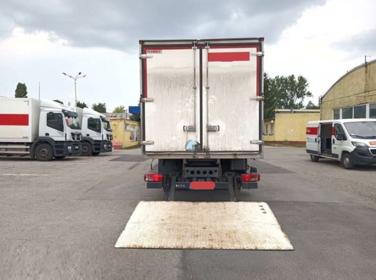 IVECO STRALIS AD 260S31 Y/P - Вантажівка шасі: фото 4 IVECO STRALIS AD 260S31 Y/P - Вантажівка шасі: фото 4