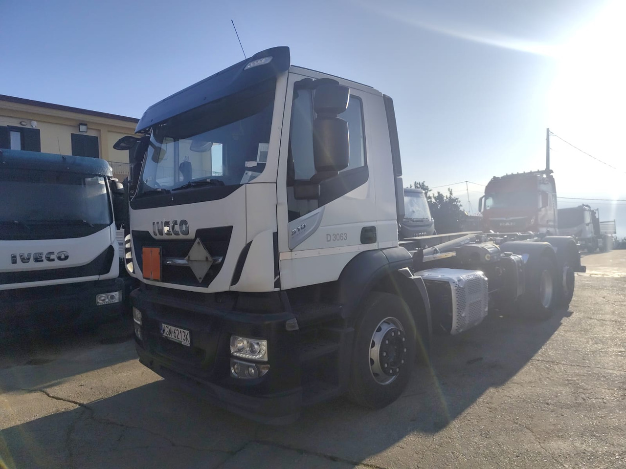 IVECO STRALIS AD 260S31 Y/P - Гаковий мультиліфт вантажівка: фото 1 IVECO STRALIS AD 260S31 Y/P - Гаковий мультиліфт вантажівка: фото 1