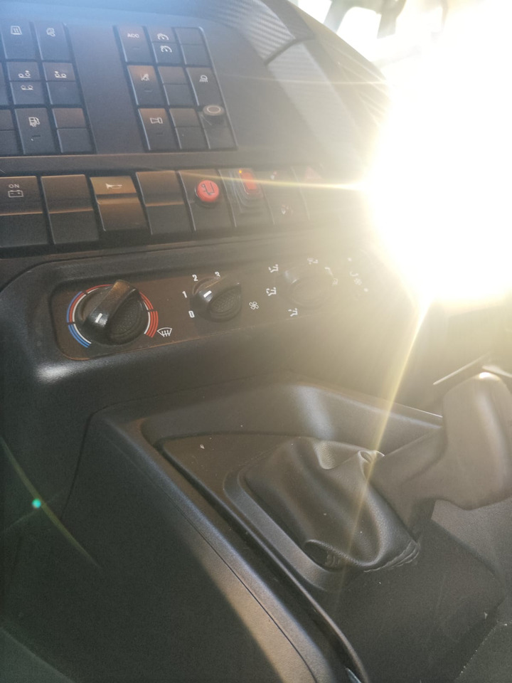 IVECO STRALIS AD 260S31 Y/P - Гаковий мультиліфт вантажівка: фото 5 IVECO STRALIS AD 260S31 Y/P - Гаковий мультиліфт вантажівка: фото 5