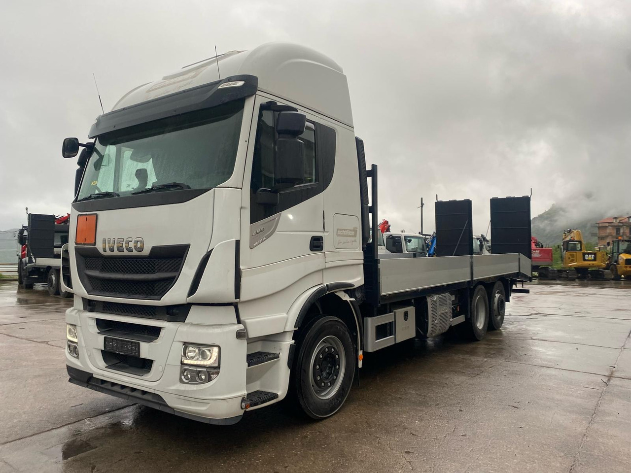 IVECO STRALIS AS 260S46 - Бортова вантажівка/ Платформа: фото 1 IVECO STRALIS AS 260S46 - Бортова вантажівка/ Платформа: фото 1