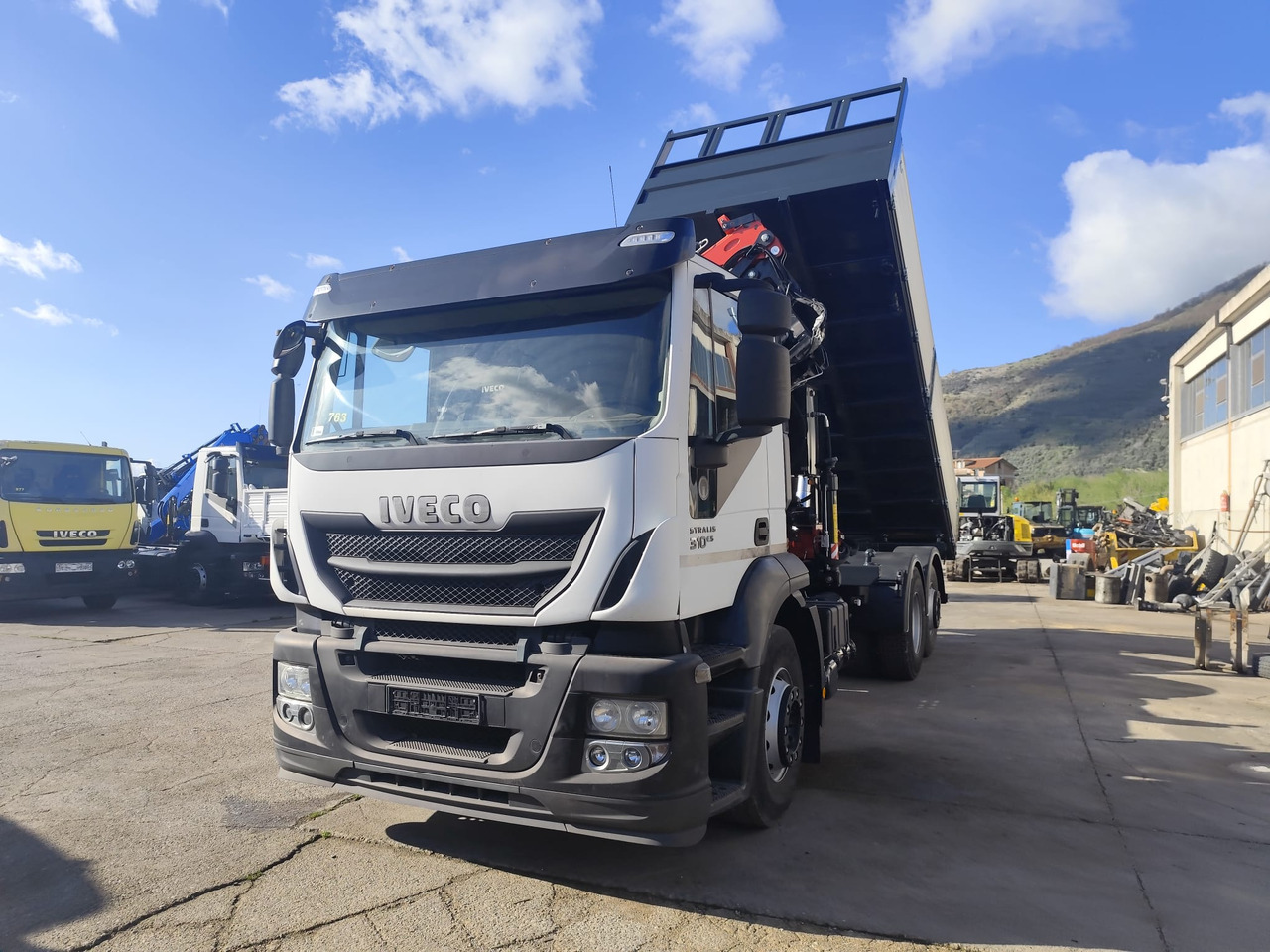 Вантажівка з маніпулятором, Самоскид вантажівка IVECO STRALIS CUBE 260S31: фото 12 Вантажівка з маніпулятором, Самоскид вантажівка IVECO STRALIS CUBE 260S31: фото 12