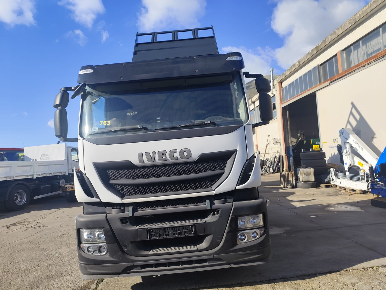 Вантажівка з маніпулятором, Самоскид вантажівка IVECO STRALIS CUBE 260S31: фото 11 Вантажівка з маніпулятором, Самоскид вантажівка IVECO STRALIS CUBE 260S31: фото 11