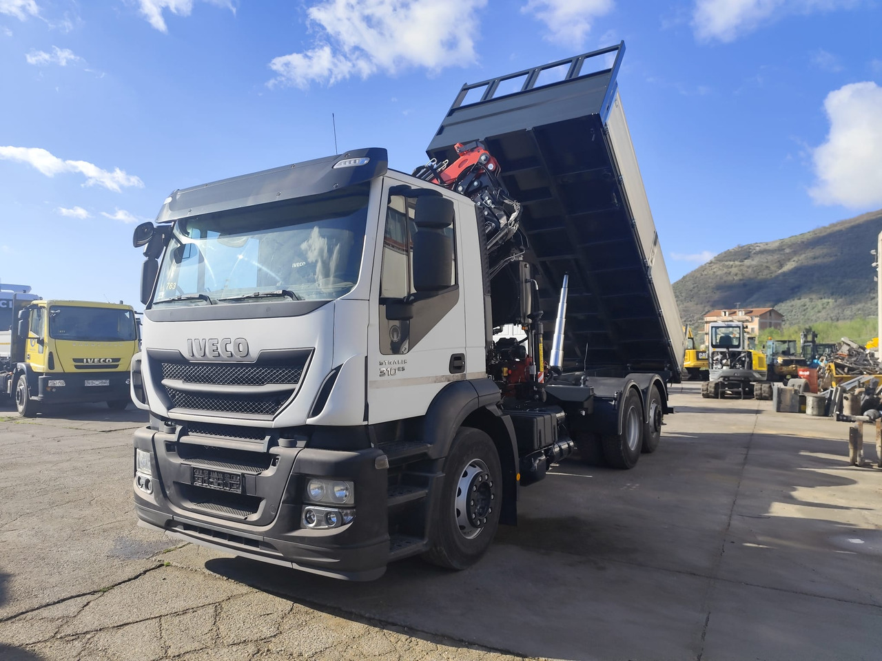 Вантажівка з маніпулятором, Самоскид вантажівка IVECO STRALIS CUBE 260S31: фото 17 Вантажівка з маніпулятором, Самоскид вантажівка IVECO STRALIS CUBE 260S31: фото 17