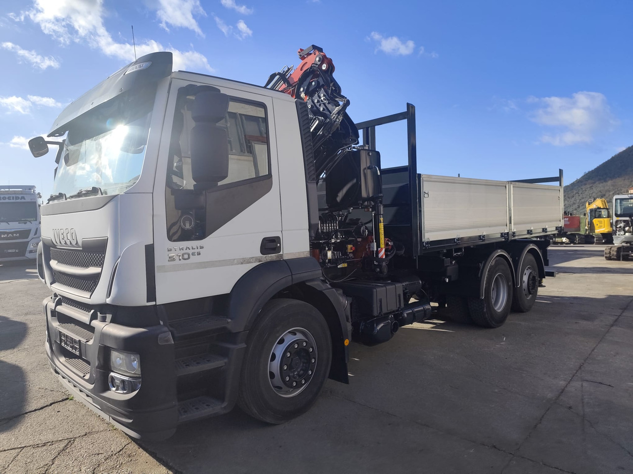 Вантажівка з маніпулятором, Самоскид вантажівка IVECO STRALIS CUBE 260S31: фото 27 Вантажівка з маніпулятором, Самоскид вантажівка IVECO STRALIS CUBE 260S31: фото 27