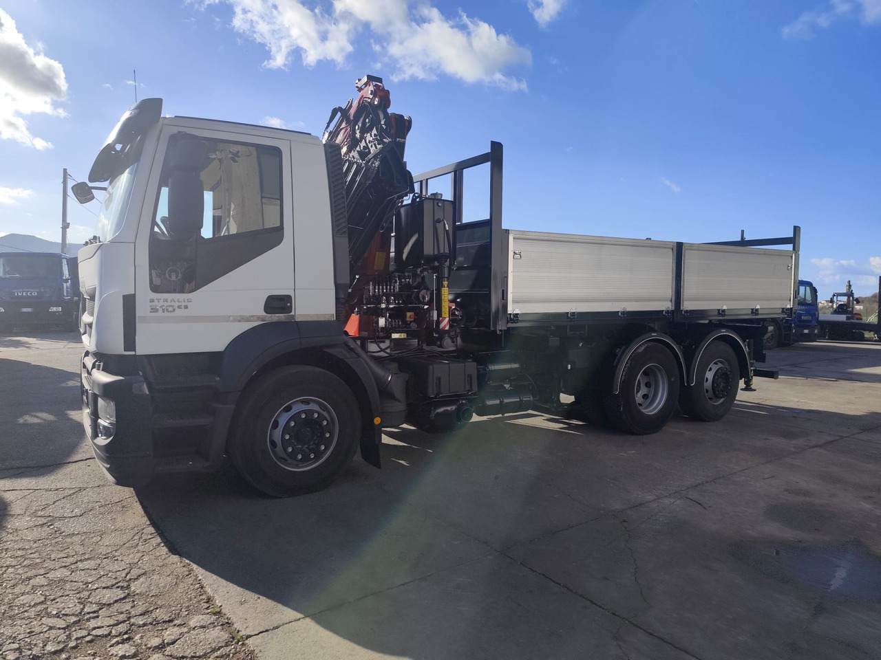 Вантажівка з маніпулятором, Самоскид вантажівка IVECO STRALIS CUBE 260S31: фото 42 Вантажівка з маніпулятором, Самоскид вантажівка IVECO STRALIS CUBE 260S31: фото 42