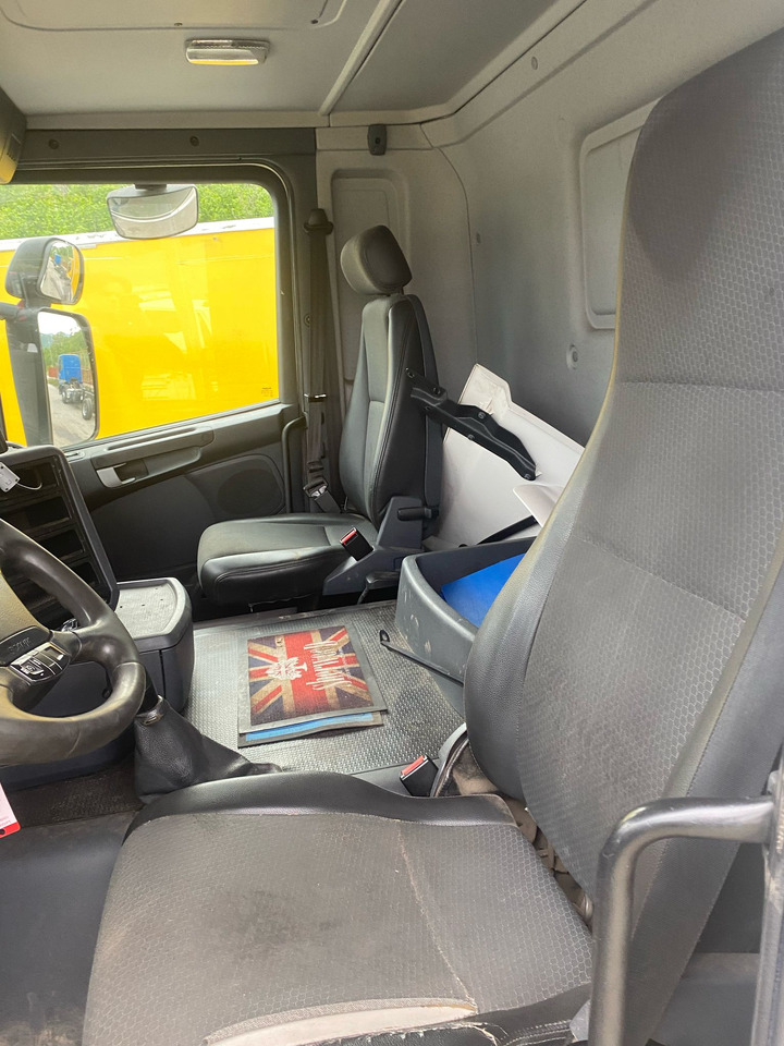 Вантажівка шасі SCANIA G440: фото 16