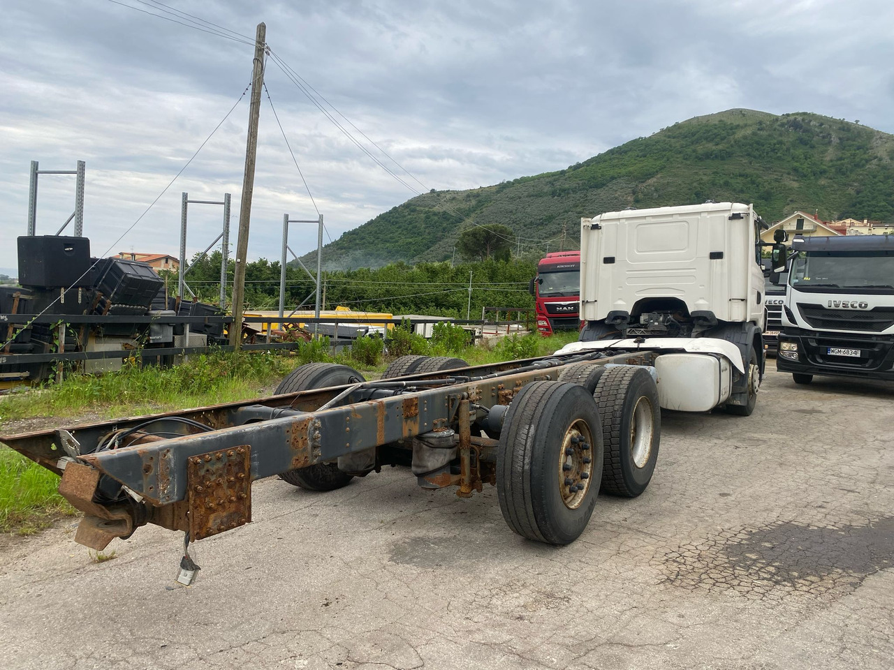 Вантажівка шасі SCANIA G440: фото 8