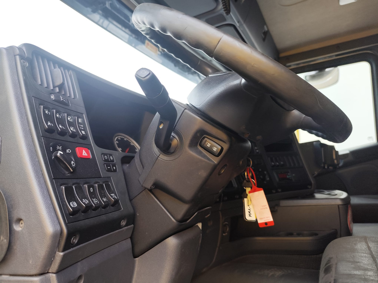 SCANIA G450 - Вантажівка шасі: фото 5 SCANIA G450 - Вантажівка шасі: фото 5