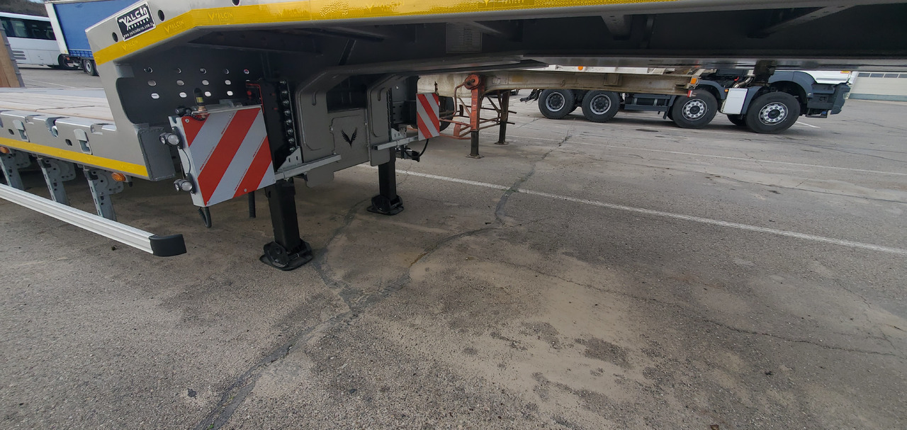 YALCIN 3 ESSIEUX STD - Низькорамна платформа напівпричіп: фото 5 YALCIN 3 ESSIEUX STD - Низькорамна платформа напівпричіп: фото 5