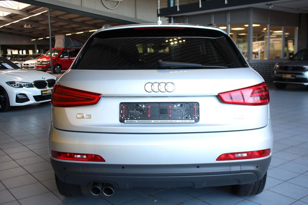Audi Q3 2.0 TDI quattro Xenon Navi Sitzheizung AHK - Позашляховик: фото 5 Audi Q3 2.0 TDI quattro Xenon Navi Sitzheizung AHK - Позашляховик: фото 5