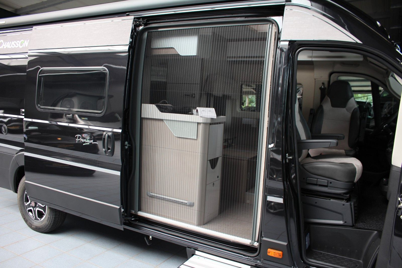 Кастенваген Chausson V 690/10 AT-9 Premium Road Hubbett Rampe Solar: фото 17