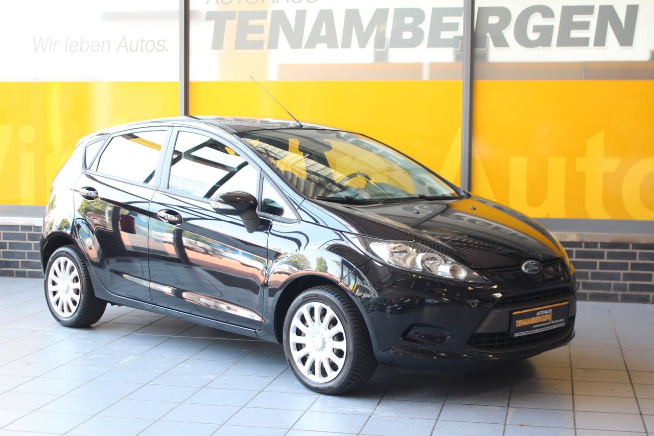 Ford Fiesta Trend Klima + Frontscheibenheizung 5Türer - Легковий автомобіль: фото 1 Ford Fiesta Trend Klima + Frontscheibenheizung 5Türer - Легковий автомобіль: фото 1