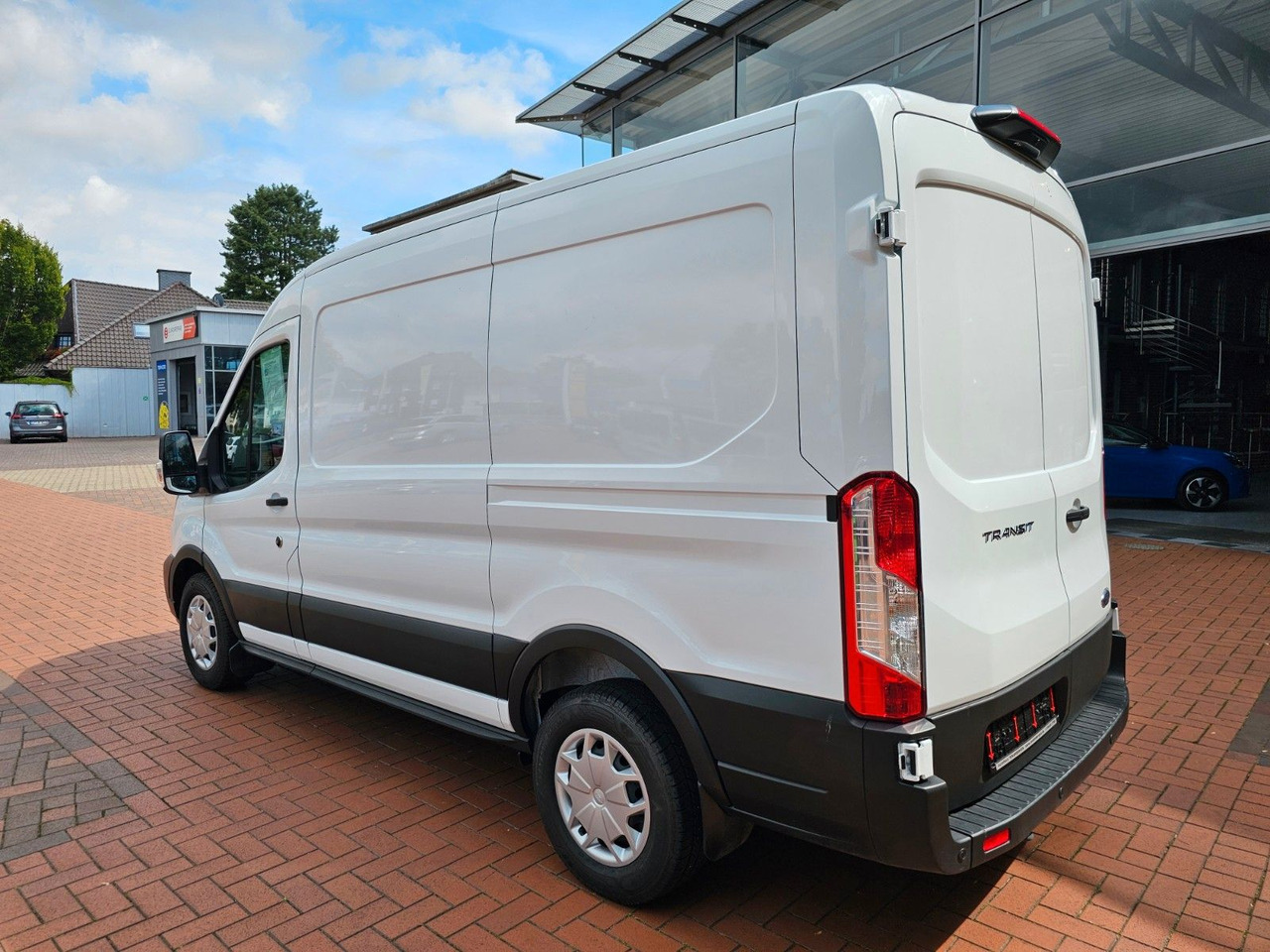 Ford Transit Kasten 350 L2H2 Trend Regalsystem Kamera - Суцільнометалевий фургон: фото 3 Ford Transit Kasten 350 L2H2 Trend Regalsystem Kamera - Суцільнометалевий фургон: фото 3