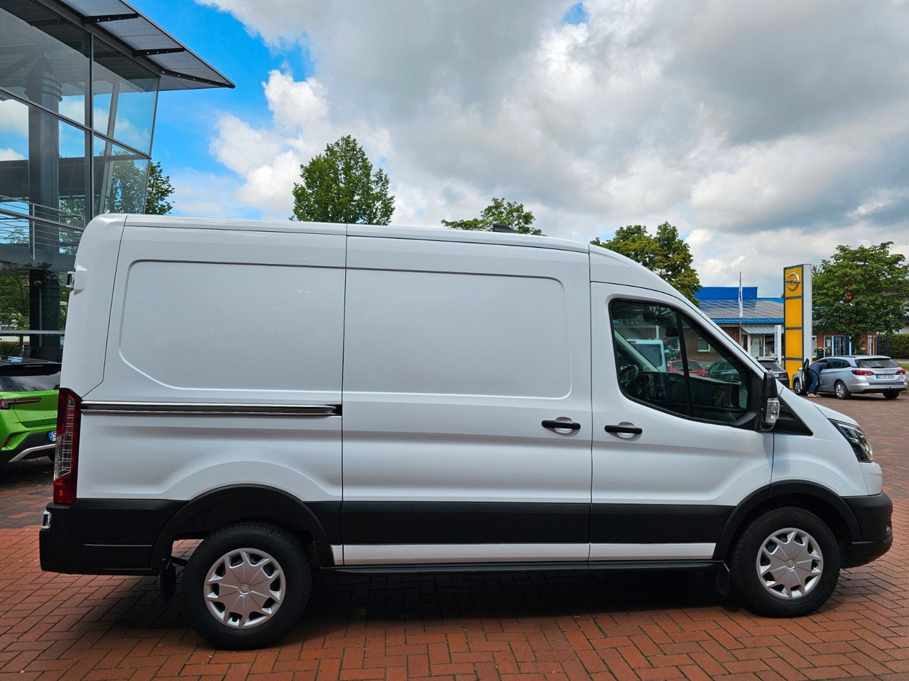 Ford Transit Kasten 350 L2H2 Trend Regalsystem Kamera - Суцільнометалевий фургон: фото 5 Ford Transit Kasten 350 L2H2 Trend Regalsystem Kamera - Суцільнометалевий фургон: фото 5