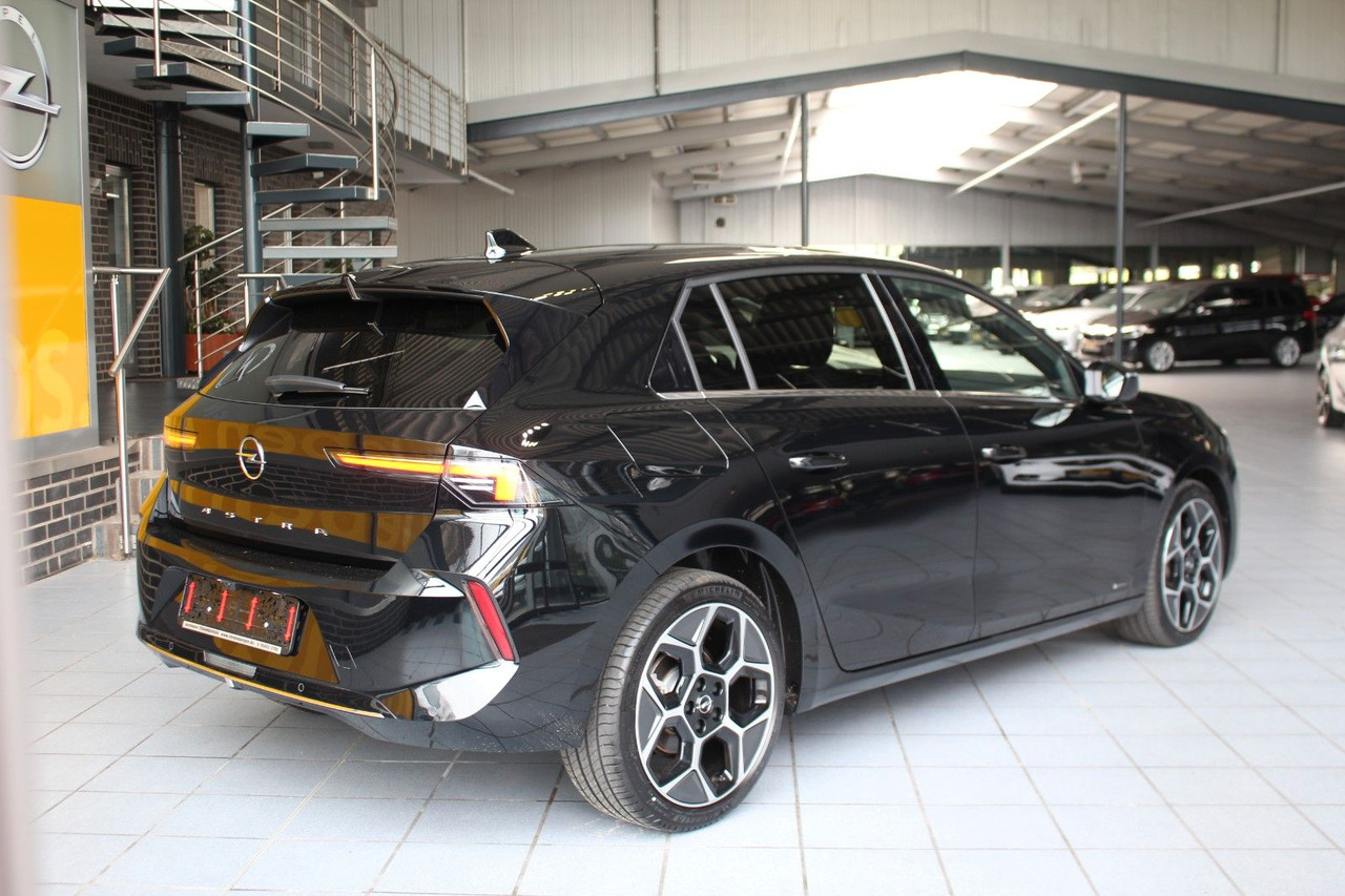 Opel Astra L 5-trg. Ultimate Schiebedach Alcantara - Седан: фото 5 Opel Astra L 5-trg. Ultimate Schiebedach Alcantara - Седан: фото 5